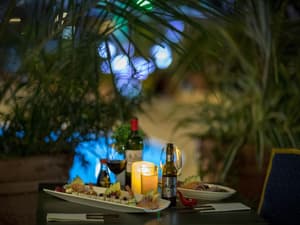 thumbnail: Restaurant