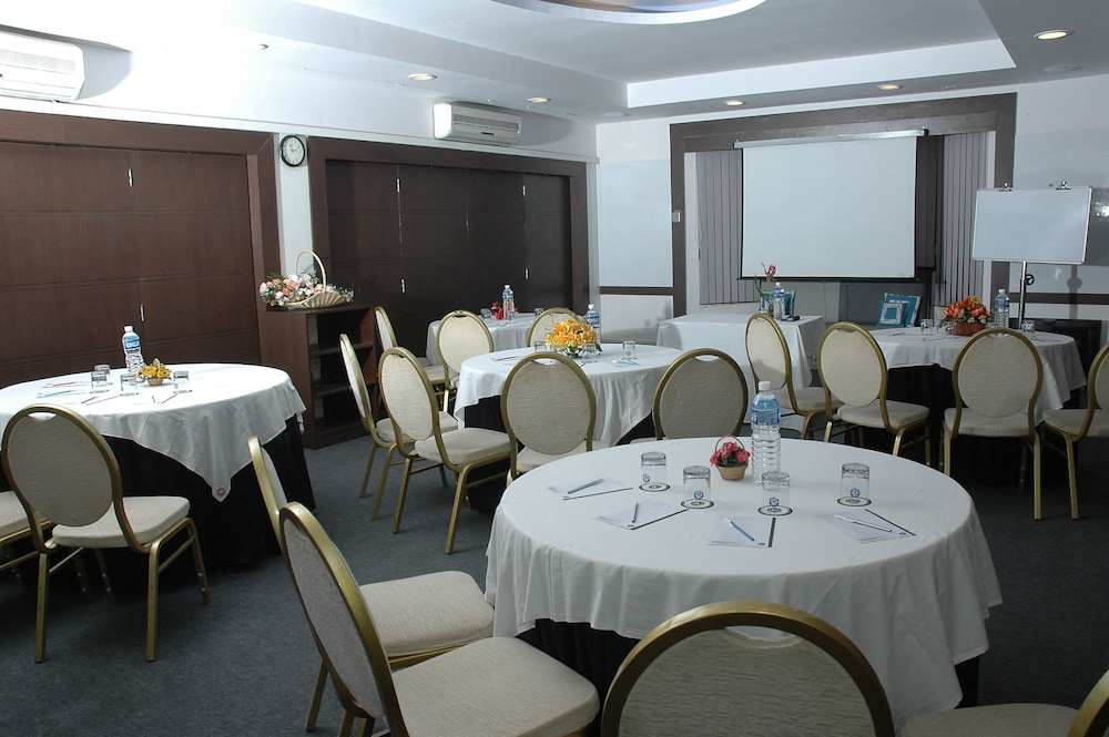 Restaurant-cafeteria