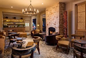 thumbnail: Lobby lounge