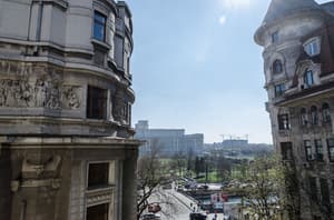thumbnail: Exterior