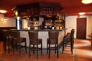 thumbnail: Bar (on property)