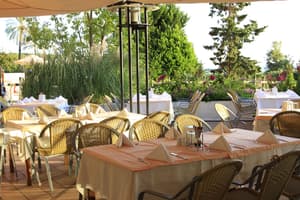 thumbnail: Restaurant