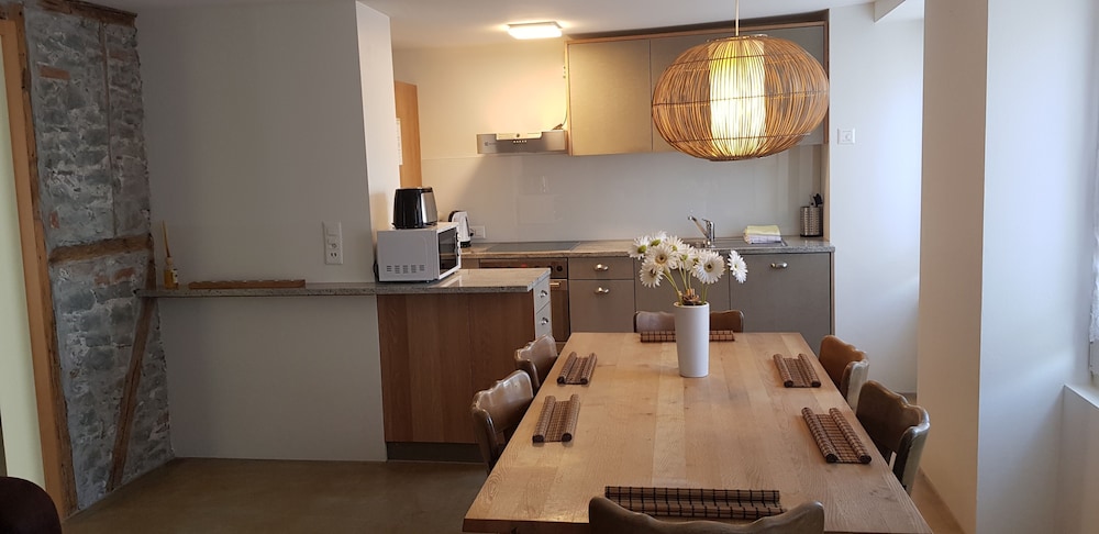 Restaurant-cafeteria