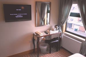 thumbnail: Room
