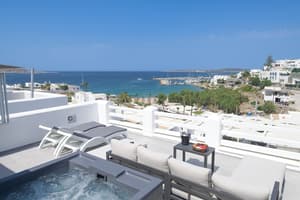 thumbnail: Balcony view