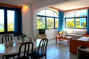 thumbnail: Living area