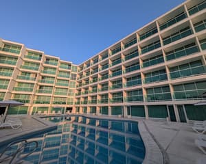 thumbnail: Front of property