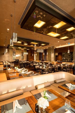 thumbnail: Restaurant