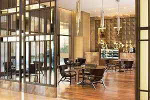 thumbnail: Restaurant