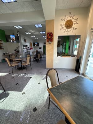 thumbnail: Restaurant