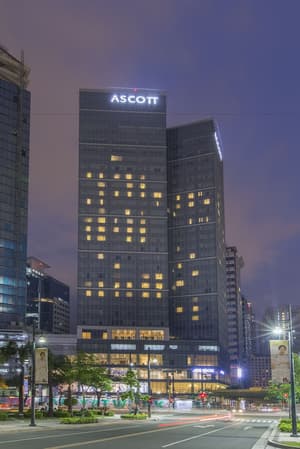 thumbnail: Front of property - evening/night
