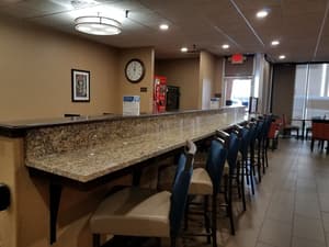 thumbnail: Breakfast area