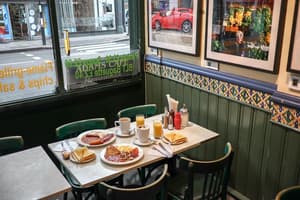 thumbnail: Restaurant