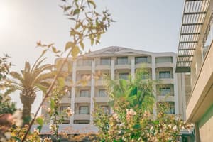 thumbnail: Front of property