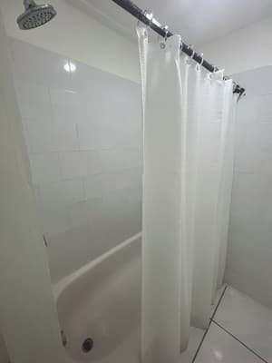 thumbnail: Deep soaking bathtub