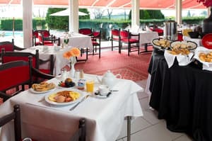 thumbnail: Restaurant
