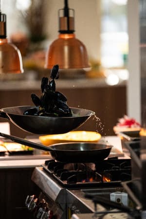 thumbnail: Restaurant