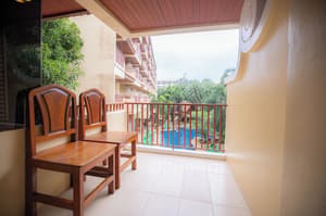 thumbnail: Balcony view