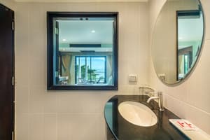thumbnail: Bathroom