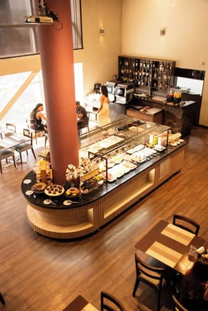 thumbnail: Restaurant