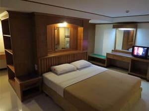 thumbnail: Room