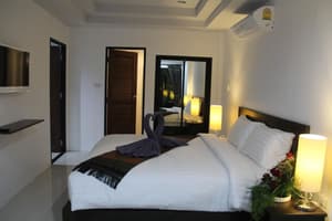 thumbnail: Room