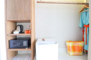 thumbnail: Room amenity