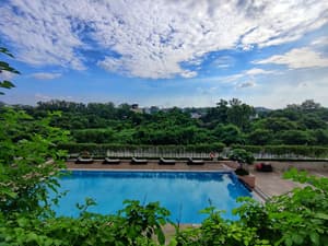 thumbnail: Balcony view