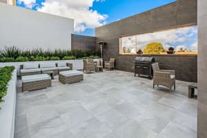 thumbnail: BBQ/picnic area