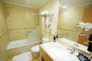 thumbnail: Bathroom