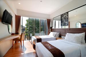 thumbnail: Room