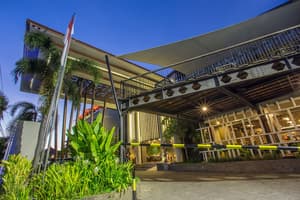 thumbnail: Front of property - evening/night