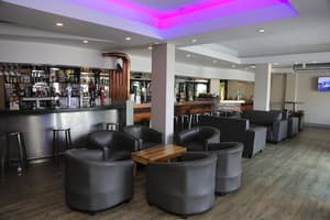 thumbnail: Bar (on property)