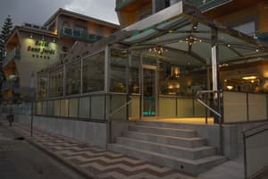 thumbnail: Front of property - evening/night