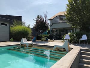 thumbnail: Outdoor pool