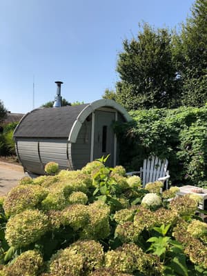 thumbnail: Exterior