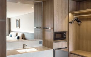 thumbnail: Living area