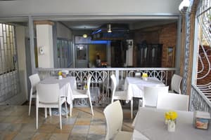 thumbnail: Breakfast area