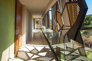 thumbnail: General view