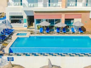 thumbnail: Pool