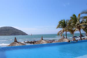 thumbnail: Infinity pool