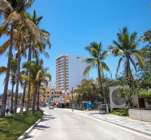 thumbnail: Front of property