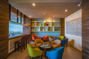 thumbnail: Bar (on property)