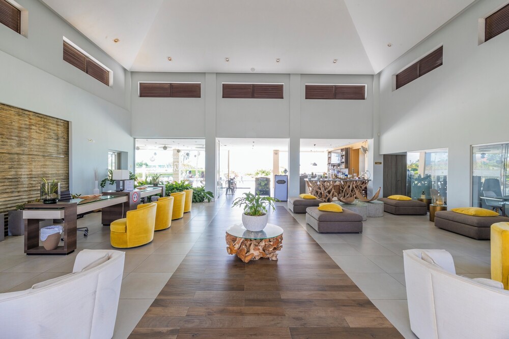 Reception hall