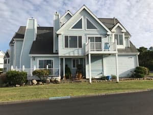 thumbnail: Front of property