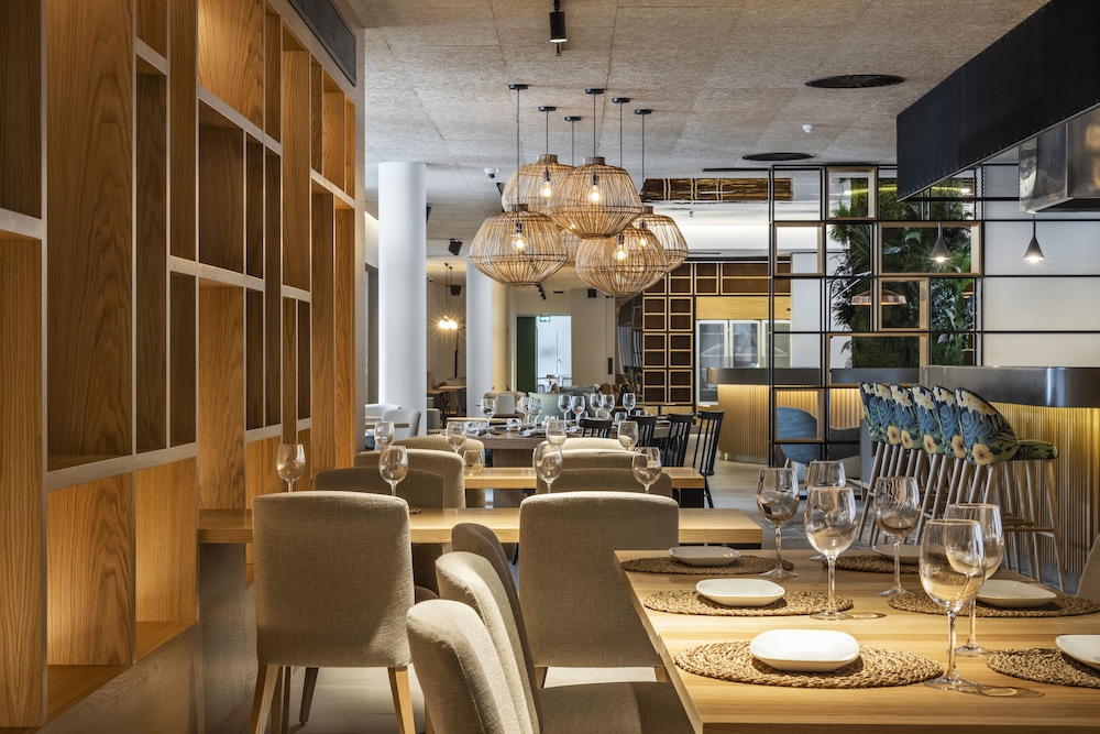 Restaurant-cafeteria