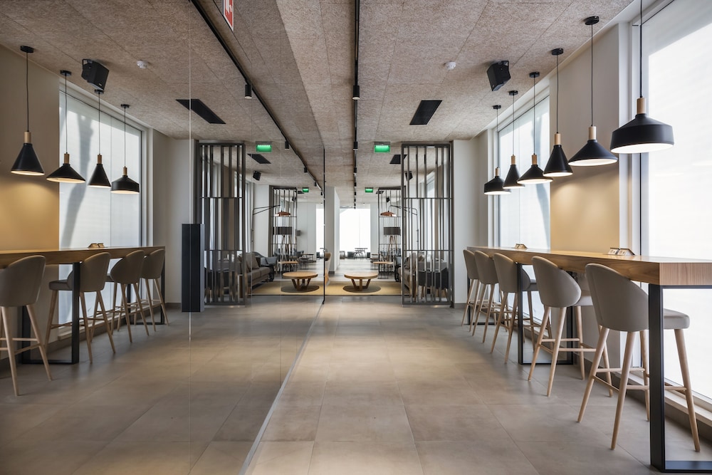 Restaurant-cafeteria