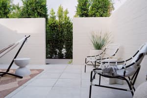 thumbnail: Terrace/patio