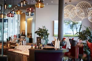 thumbnail: Bar (on property)