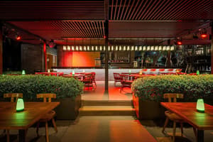 thumbnail: Restaurant